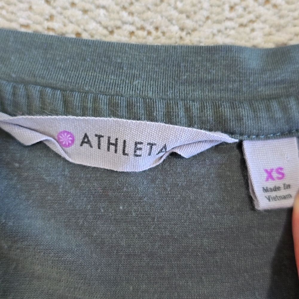 Athleta Sage Green Dolman 3/4 Sleeve Top - Size XS - Picture 4 of 11